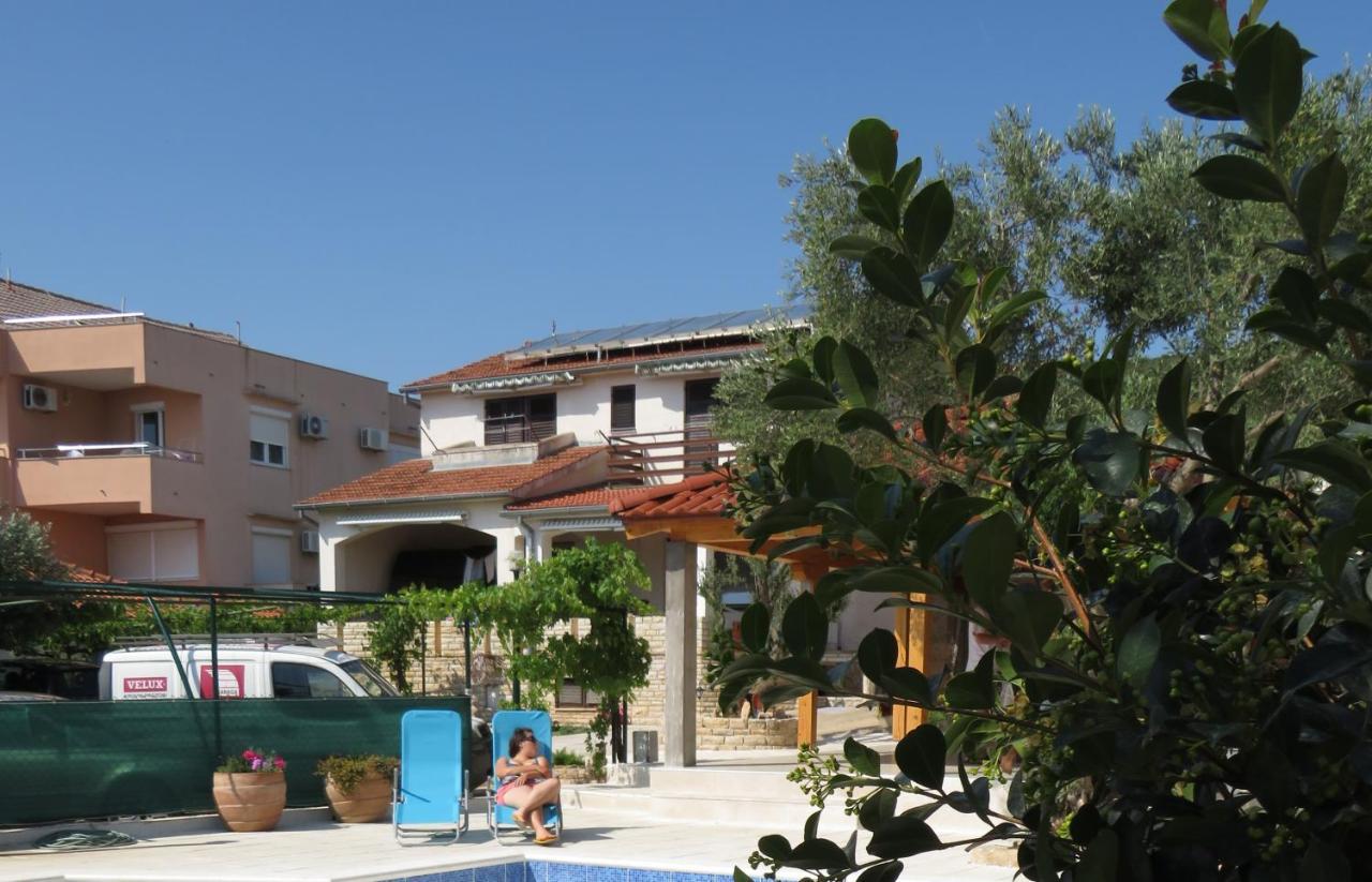 Apartments And Rooms Rogic Sveti Petar  Eksteriør billede